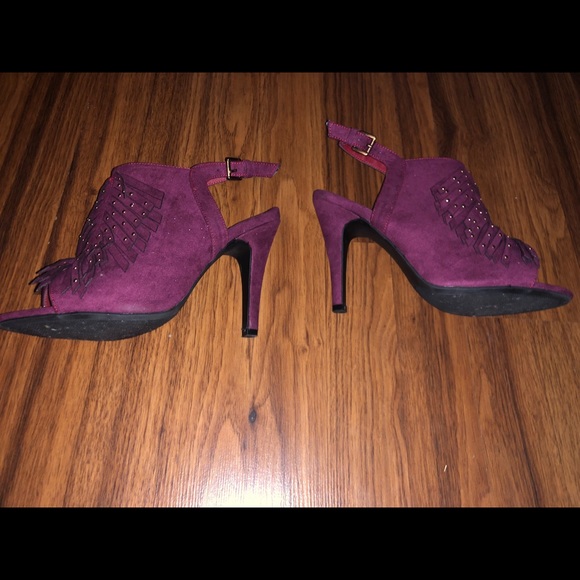 Studded Fringe High Heel - Picture 5 of 5